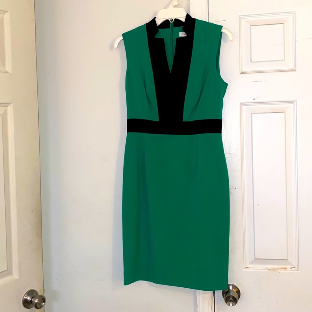 Sleeveless Green Work Dress
